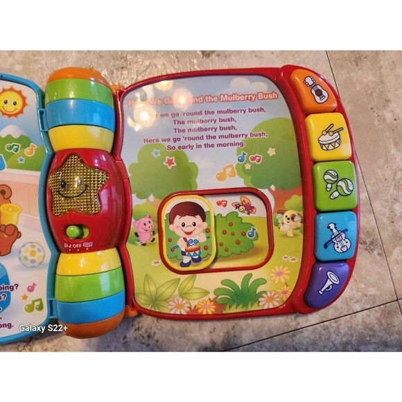 V-Tech Musical Rhymes electronic interactive book - Picture 7 of 14